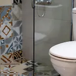 Vavana *
